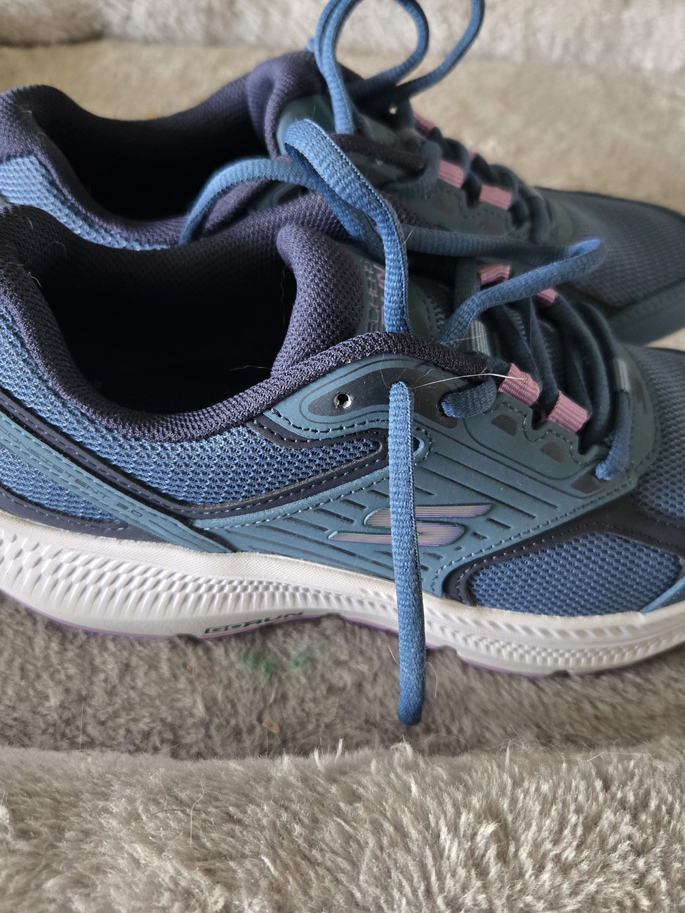 Sketcher Go Run Womens Shoes